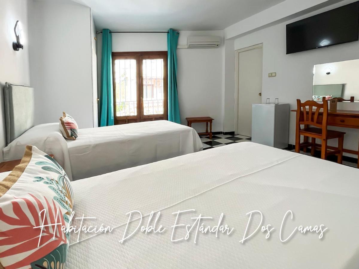 Micaela Charming Hostal Torremolinos Exterior foto