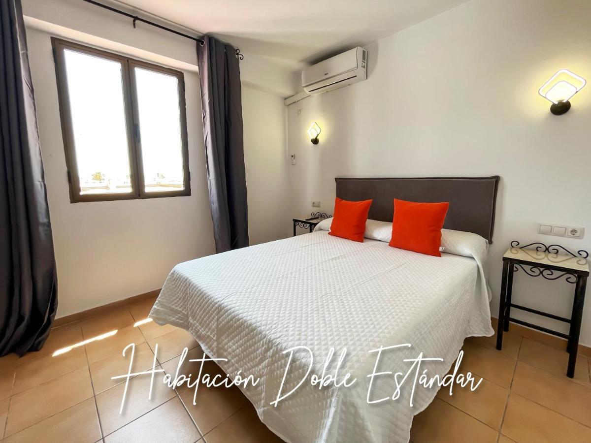 Micaela Charming Hostal Torremolinos Exterior foto